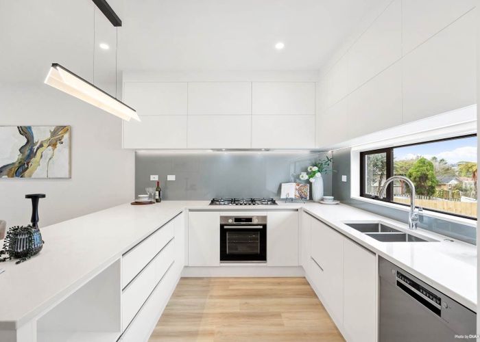  at 29B Rotoiti Avenue, Pakuranga Heights, Manukau City, Auckland