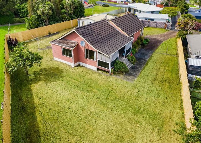  at 29 Hindmarsh Street, Henderson, Auckland