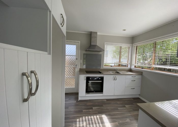  at 1/11 Tainui Street, Torbay, North Shore City, Auckland