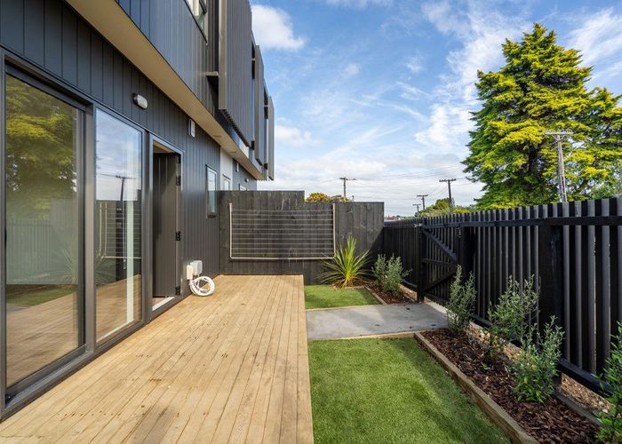  at 1/75 McAnnalley Street, Manurewa East, Manukau City, Auckland