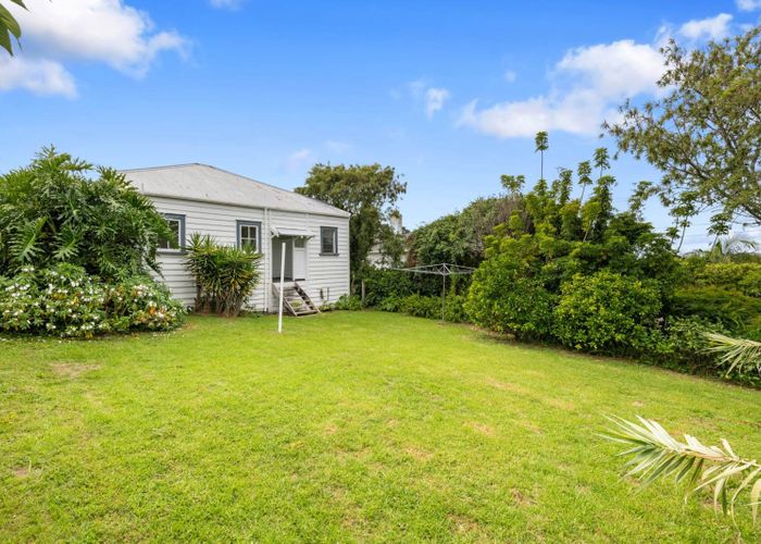  at 55 Huka Road, Birkenhead, North Shore City, Auckland