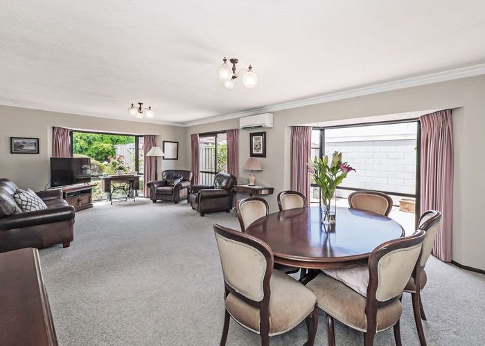  at 2/175 Colombo Street, Sydenham, Christchurch