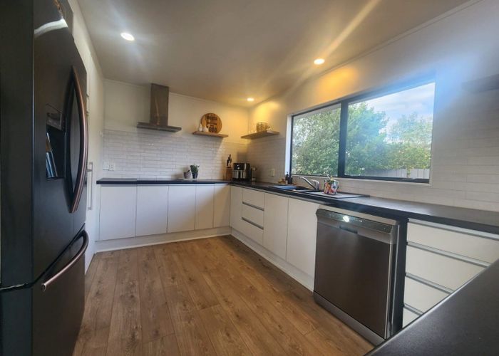  at 11 Lorelei Place, Opaheke, Papakura, Auckland