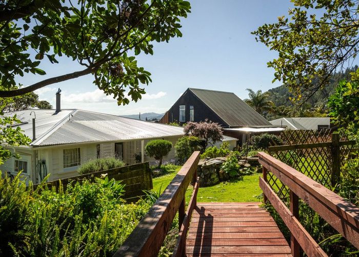 at 300 Thames Coast Road, Thornton Bay, Thames-Coromandel, Waikato