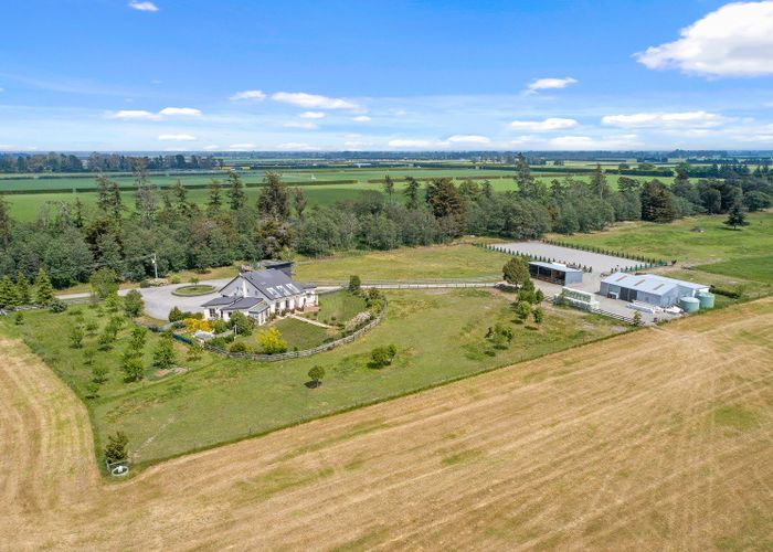  at 591 Ridgens Road, Charing Cross, Darfield