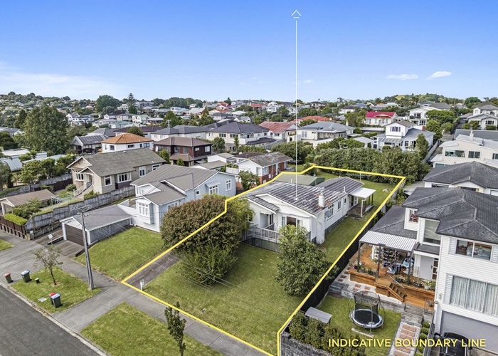  at 18 Admiral Beatty Avenue, Three Kings, Auckland City, Auckland