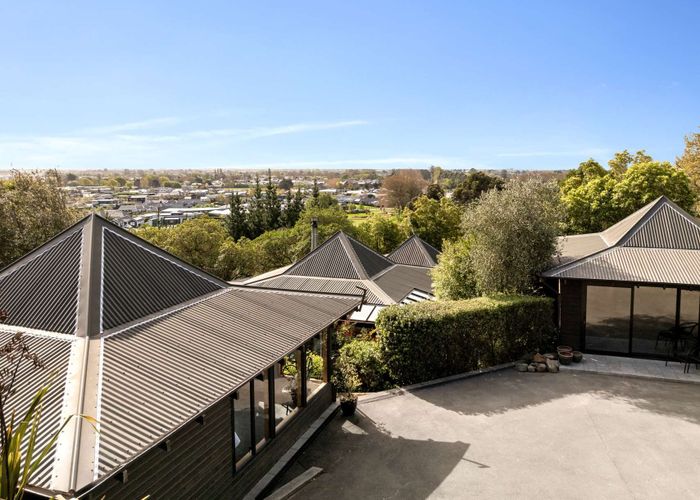  at 887 Cashmere Road, Halswell, Christchurch City, Canterbury