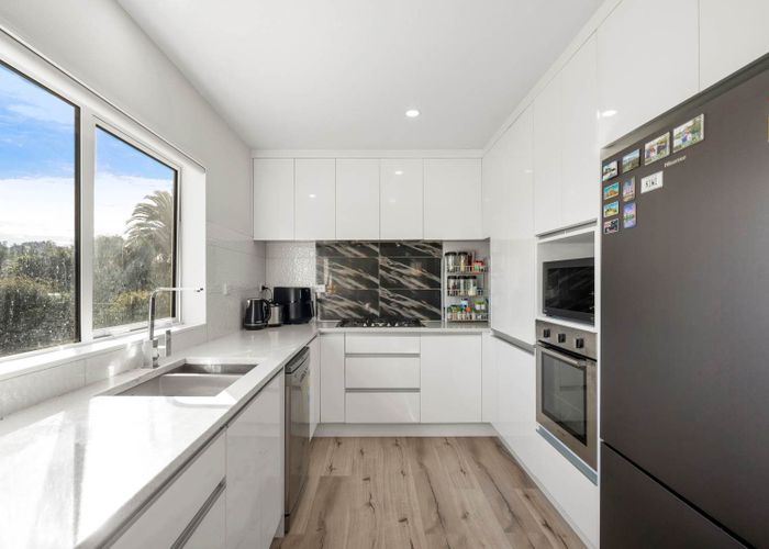  at 23a Derwent Crescent, Titirangi, Waitakere City, Auckland