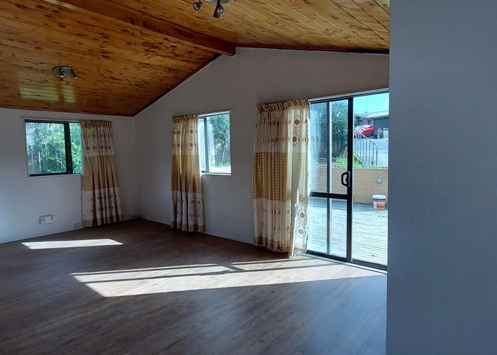  at 13 Muriel Place, Ranui, Waitakere City, Auckland