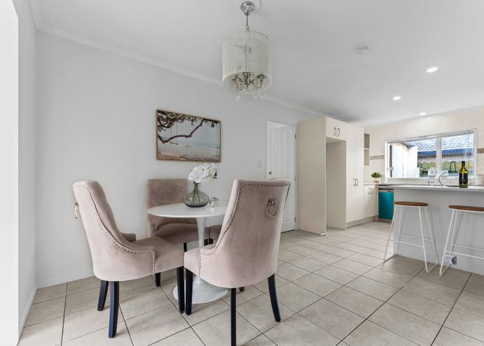  at 96A Manuroa Road, Takanini, Auckland
