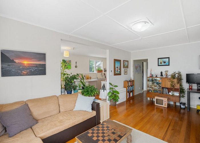  at 65 Te Pene Avenue, Titahi Bay, Porirua