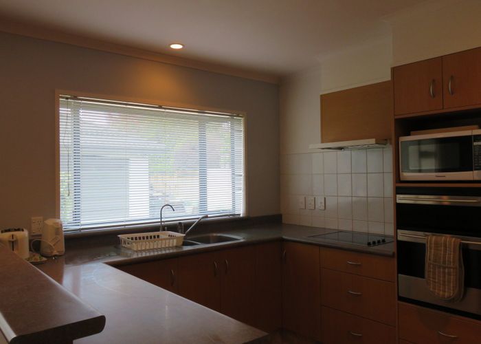  at 14 Winston Avenue, Hokowhitu, Palmerston North, Manawatu / Whanganui