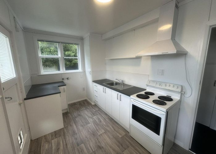  at 4/45 Pine Avenue, Ebdentown, Upper Hutt, Wellington