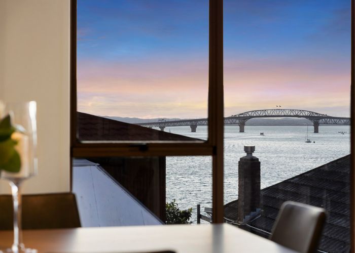  at 1/106 Stanley Point Road, Devonport, North Shore City, Auckland