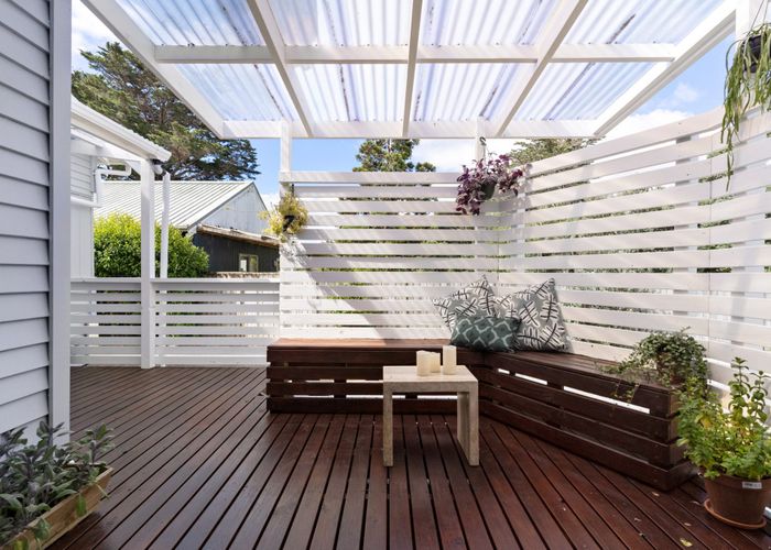  at 33 Rambler Crescent, Beach Haven, North Shore City, Auckland