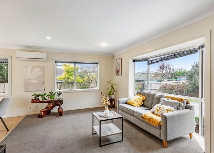  at 8 Quattro Avenue, Flat Bush, Manukau City, Auckland