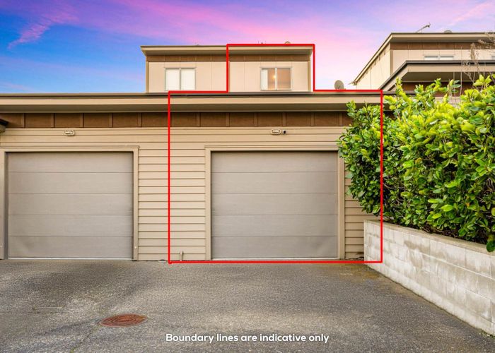  at 7/1 Gracechurch Drive, Flat Bush, Manukau City, Auckland
