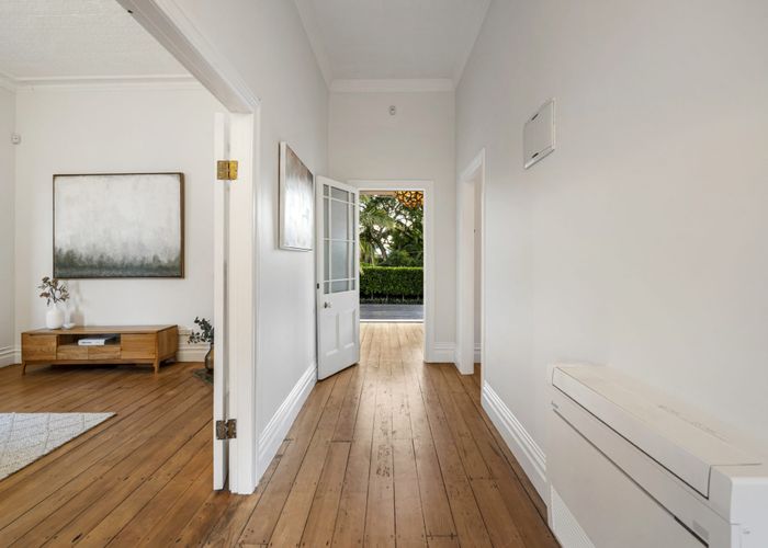  at 3 Reimers Avenue, Mount Eden, Auckland