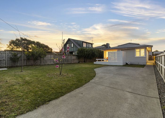  at 31 Taikata Road, Te Atatu Peninsula, Waitakere City, Auckland