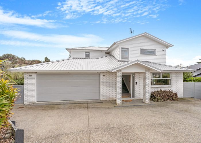  at 18 Bella Vista Drive, Gulf Harbour, Whangaparaoa