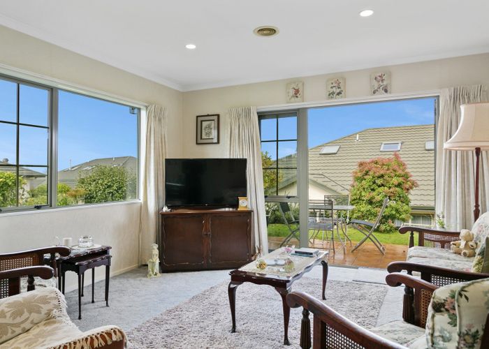  at 10 Lakeridge Close, Rangatira Park, Taupo