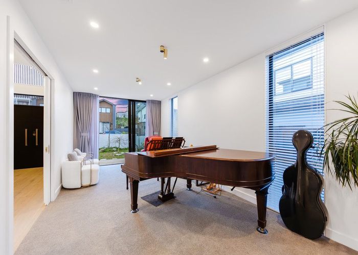  at 7 Hopetea Street, Long Bay, Auckland