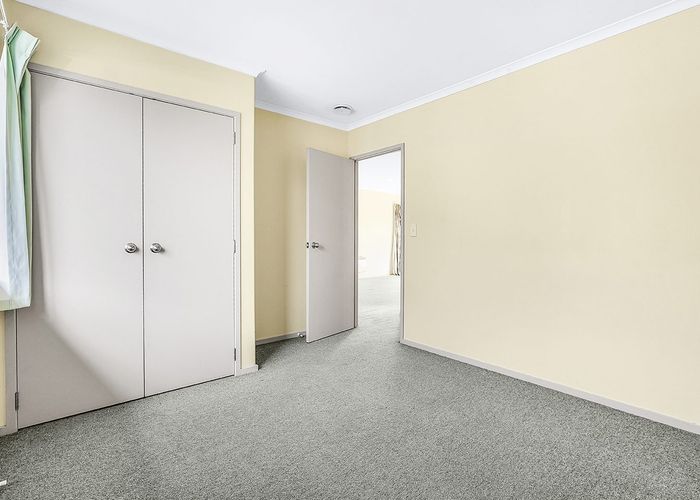  at 12 Farnham Close, Rototuna North, Hamilton