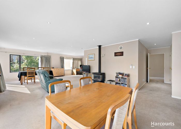  at 2/14 Duncan Street, Tawa, Wellington