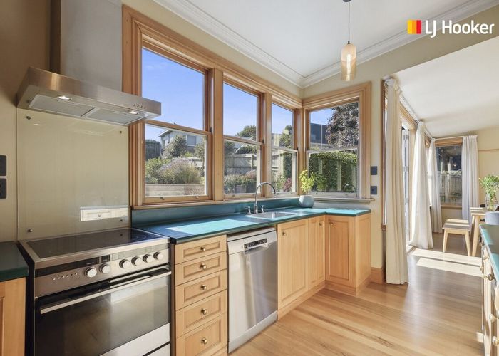  at 31 Kilgour Street, Roslyn, Dunedin, Otago