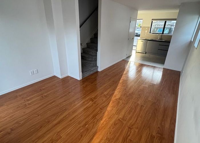  at 41 Red Arches Road, Henderson, Waitakere City, Auckland