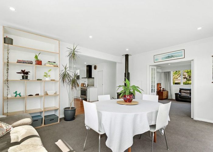  at 15 Waddington Drive, Naenae, Lower Hutt, Wellington