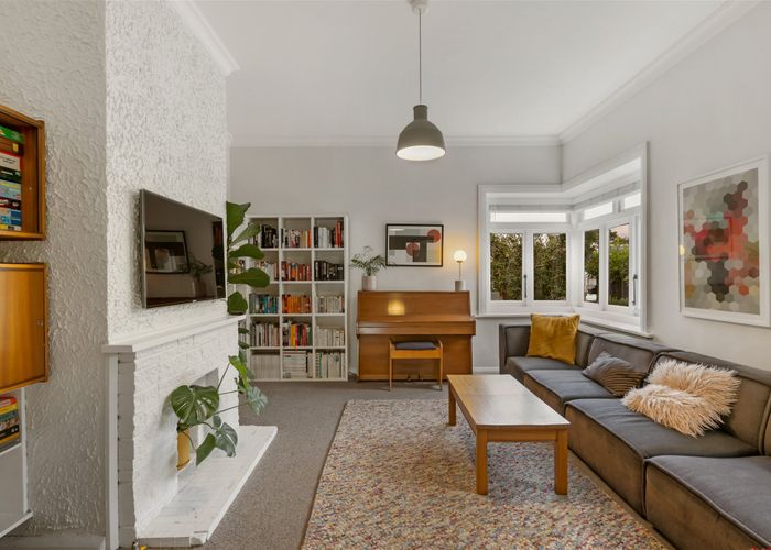  at 16 Fergusson Avenue, Sandringham, Auckland