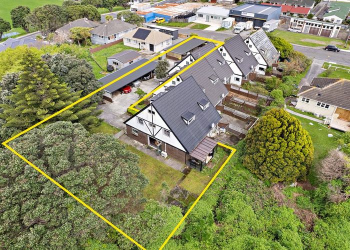  at 10/31 Mana Avenue, Titahi Bay, Porirua, Wellington
