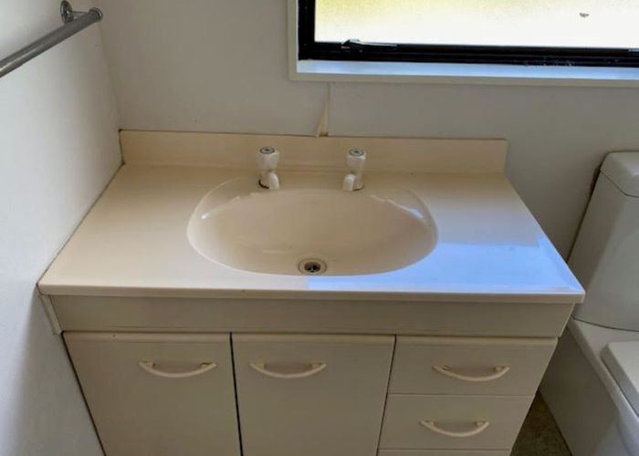 at 12 Ross Road, Tauranga