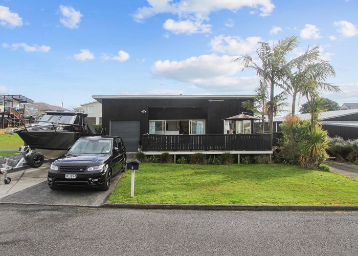  at 9 Keven Road, Clarks Beach, Franklin, Auckland