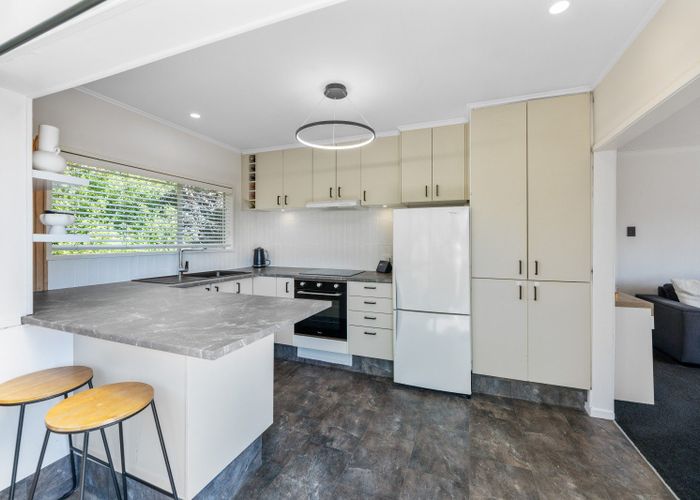  at 2 Watson Street, Green Island, Dunedin
