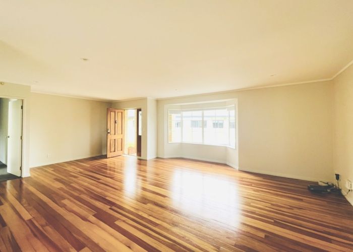  at 53 Stratford Rd, Hill Park, Manukau City, Auckland