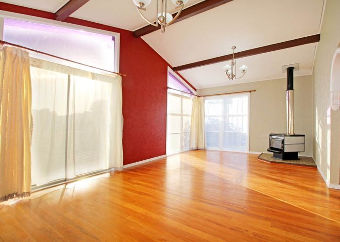  at 320 Bucklands Beach Road, Bucklands Beach, Manukau City, Auckland