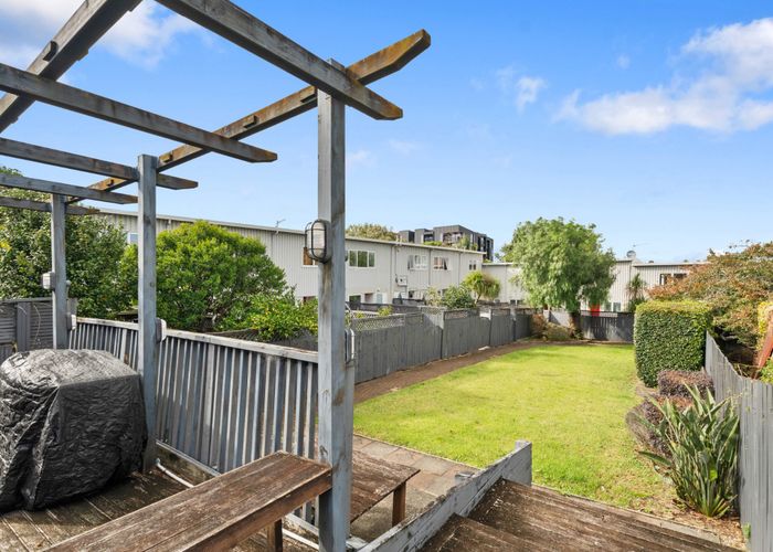  at 7/22 Spring Street, Onehunga, Auckland City, Auckland