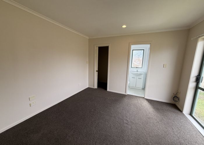  at 3 Broadhurst Place, Flat Bush, Manukau City, Auckland