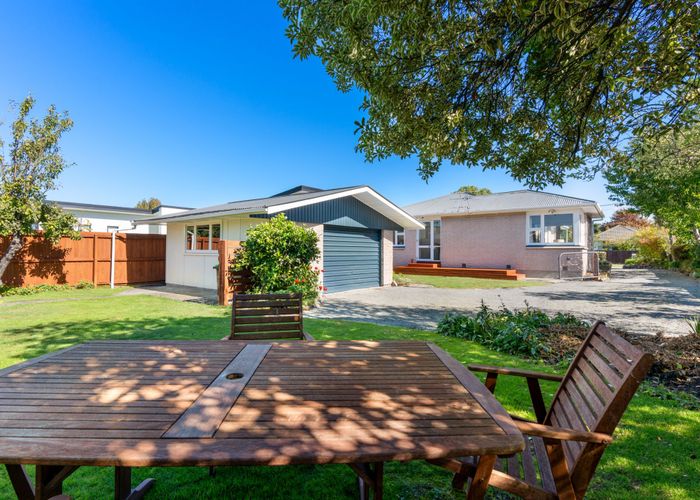  at 32 Hounslow Street, Ilam, Christchurch