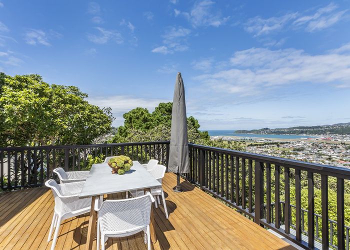 at 5 Inverell Way, Seatoun, Wellington
