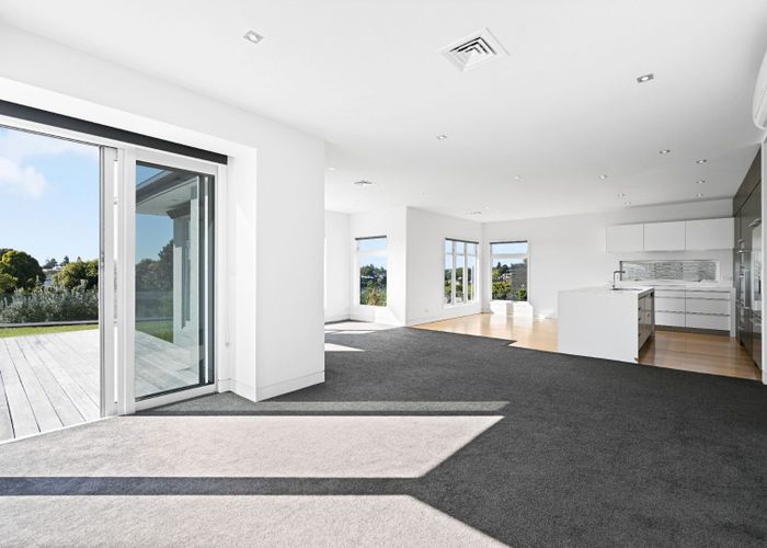  at 18 Minchin Crescent, Saint Andrews, Hamilton, Waikato