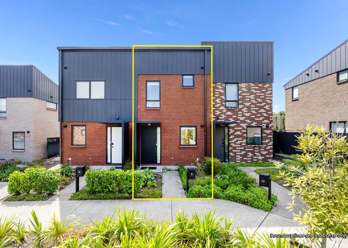  at 38 Kotuitui Street, Manukau, Auckland
