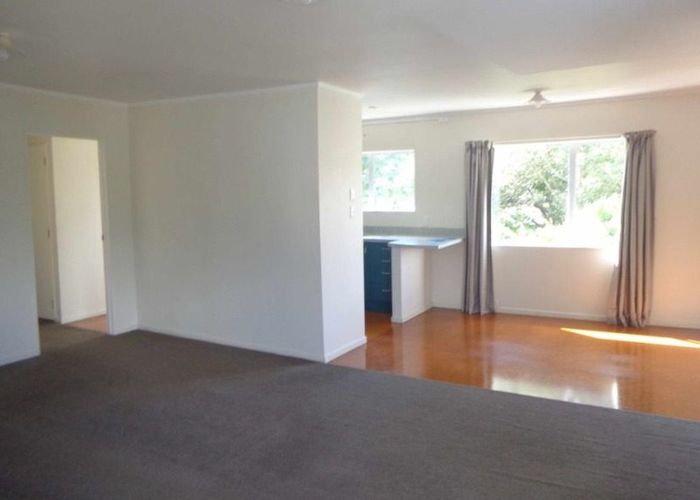  at 1/11 Mona Vale, West Harbour, Waitakere City, Auckland