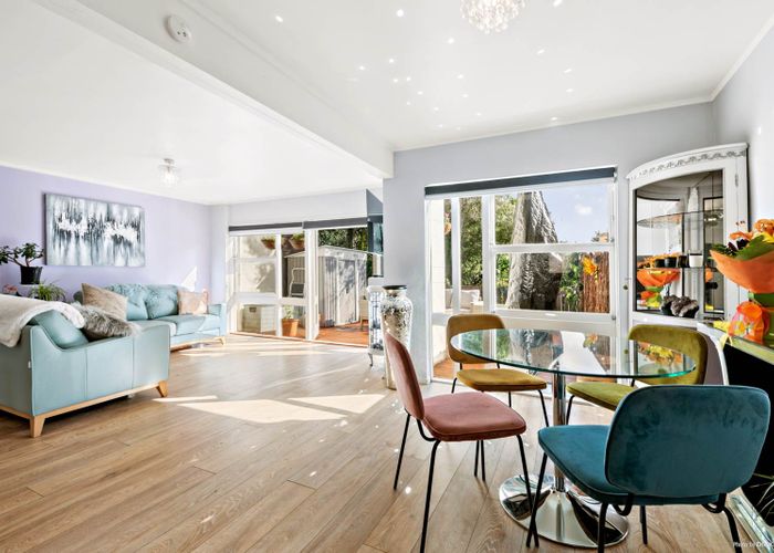  at 5/59 Rangatira Road, Beach Haven, Auckland