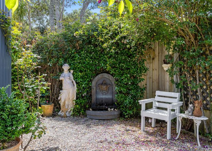  at 33A Rambler Crescent, Beach Haven, North Shore City, Auckland