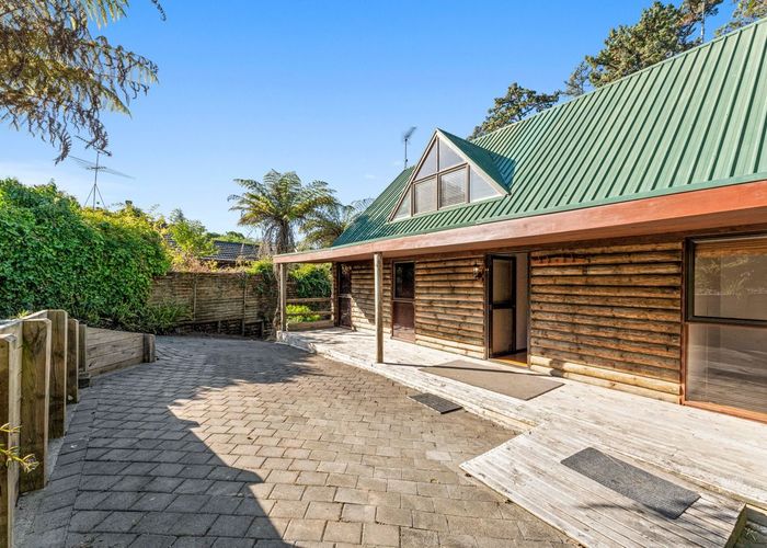  at 20 Montressor Place, Howick, Manukau City, Auckland