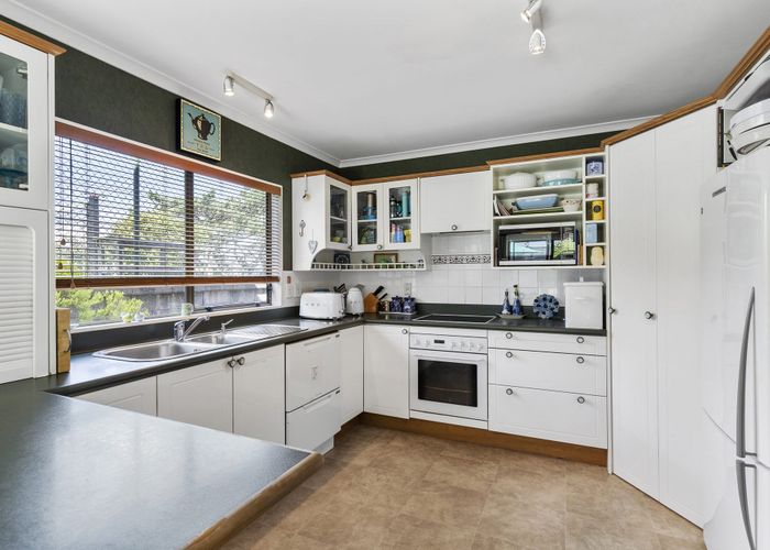  at 46 David Crescent, Karori, Wellington