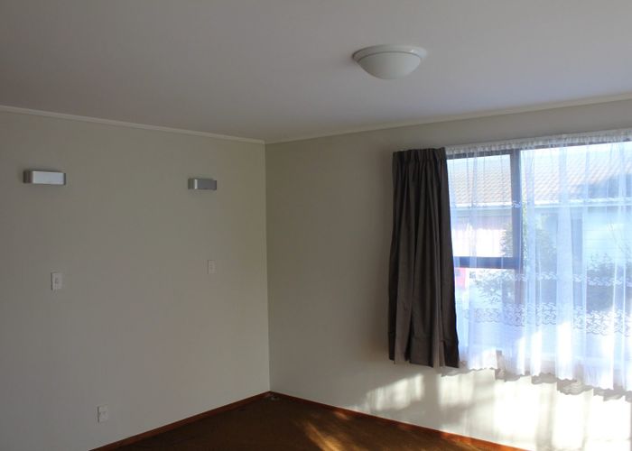  at 37 Catkin Crescent, Papatoetoe, Manukau City, Auckland